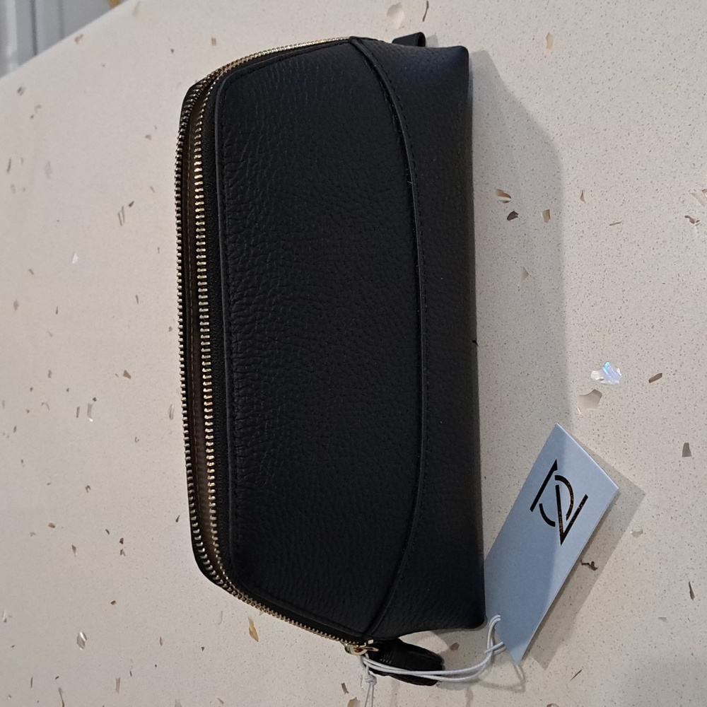 NWT Neely & Chloe cosmetic pouch